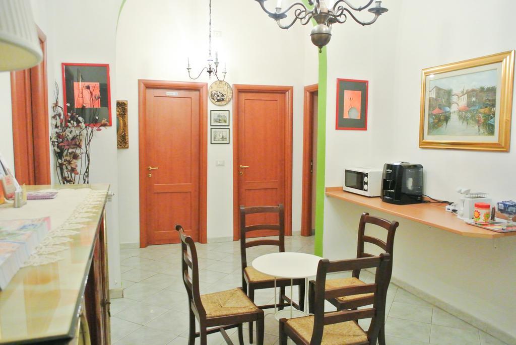 Guest House Hellokitty Roma Dış mekan fotoğraf